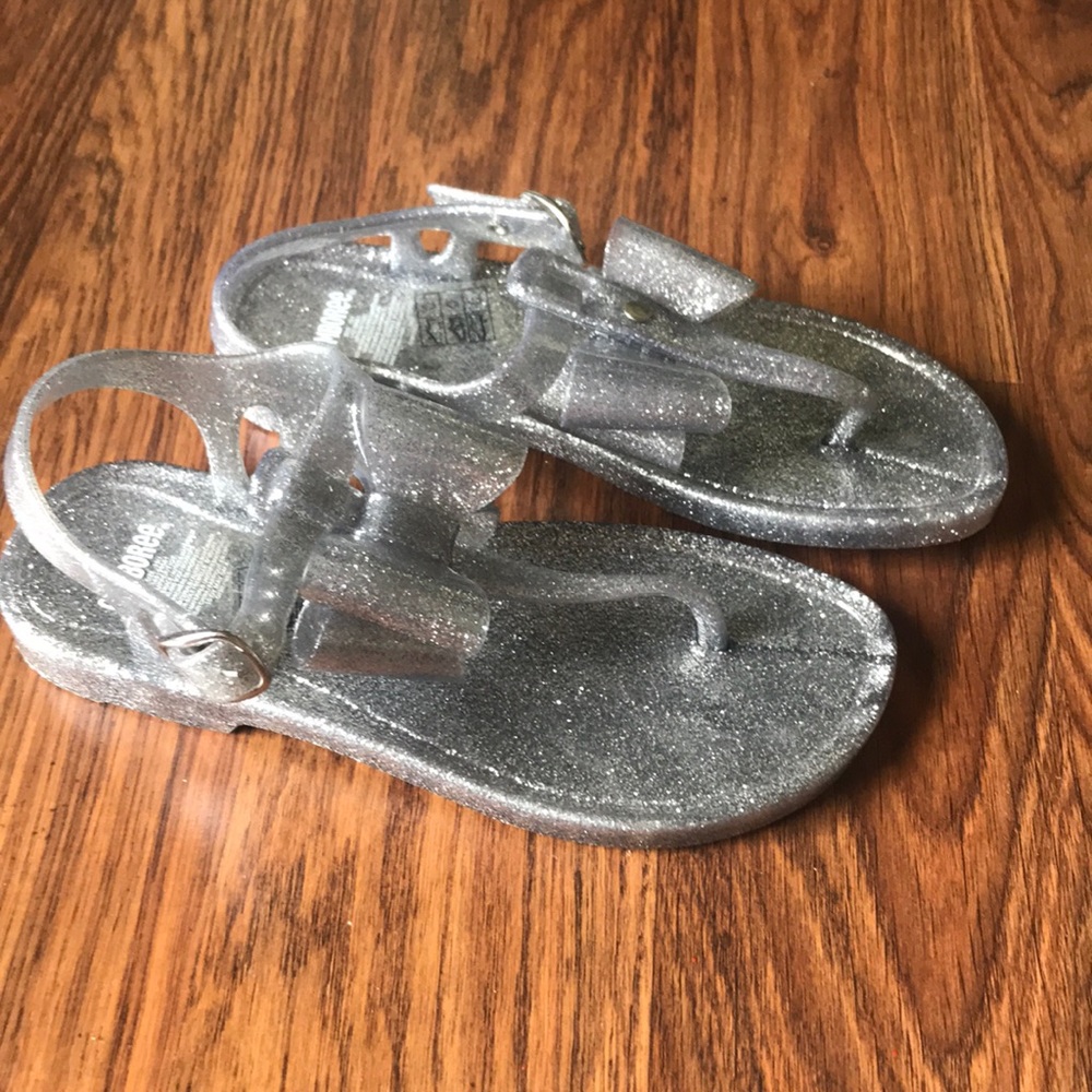 Girls jelly sandals. Silver. Size 13/1